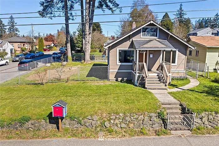 2 bed, 1120 sqft, $2,300 — Photo 1