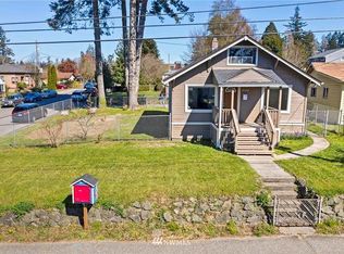 2144 11th St, Bremerton, WA 98312