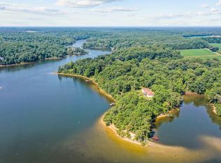 215 Bass Ln, Heathsville, VA 22473