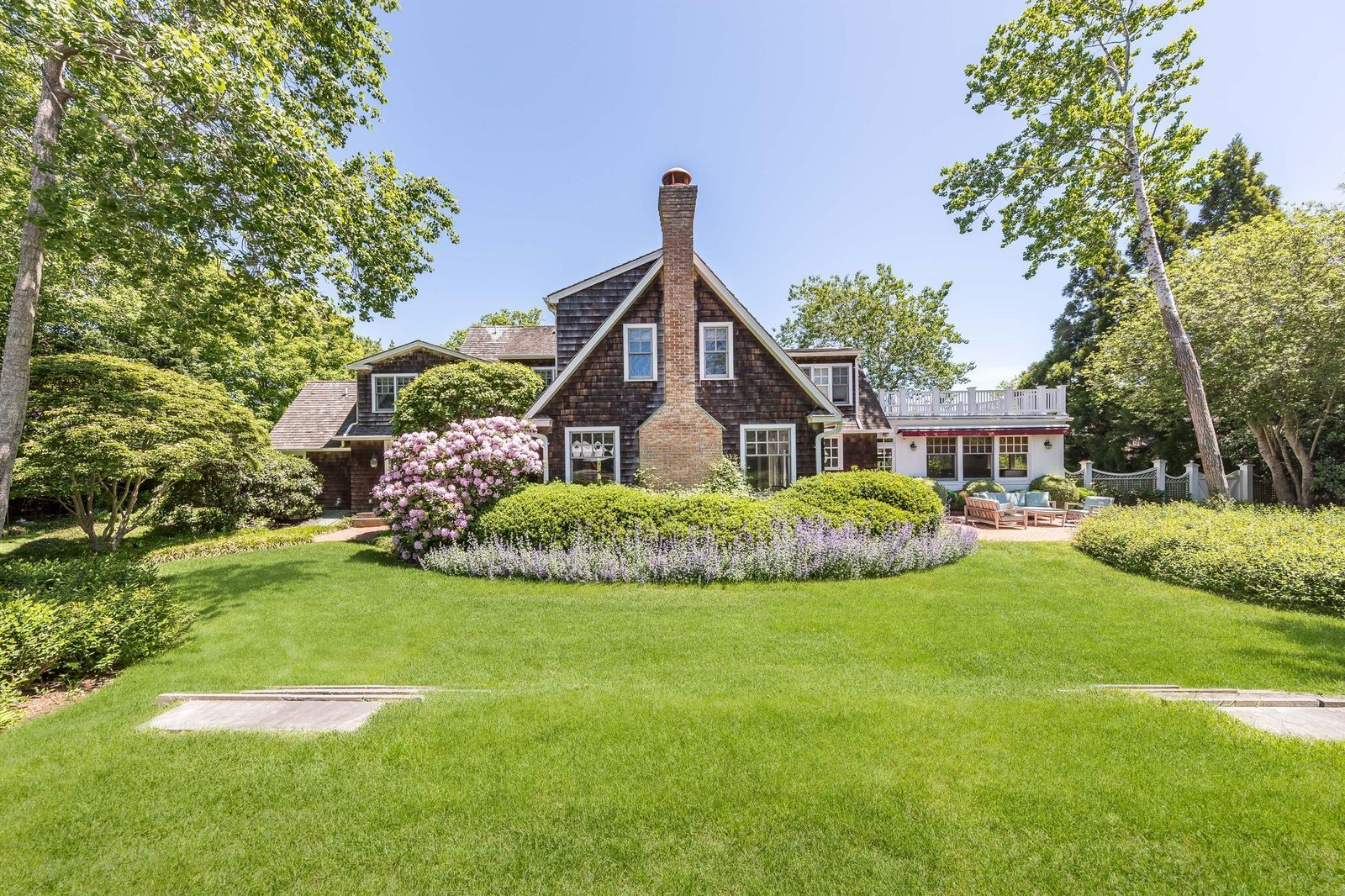 52 Old Barn Ln, Sagaponack, NY 11962 Out East