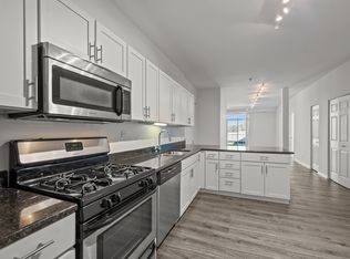 625 Deerfield Rd #5249242, Deerfield, IL 60015