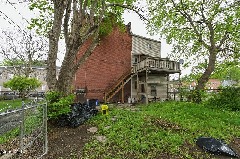 3rd image of 151 Jackson Street