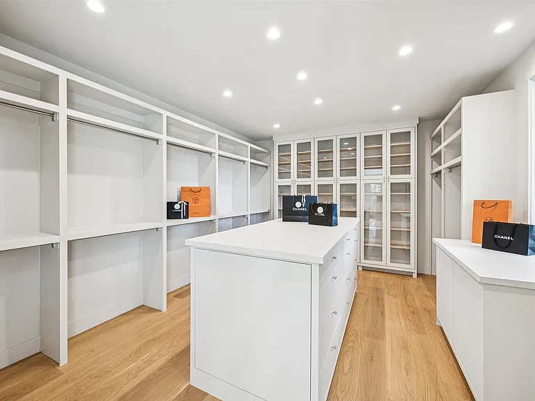 6833 Northridge Dr — Photo 23