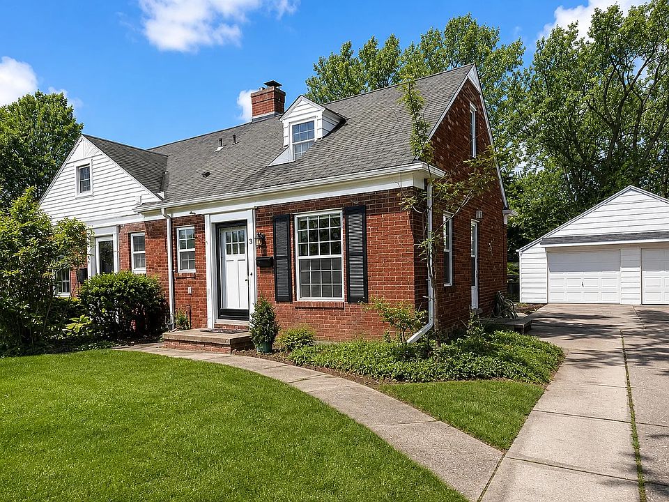 1st image of 3 Abbott Ln