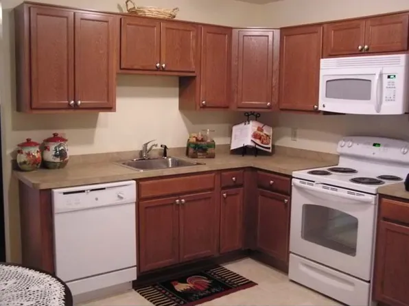 Fox Trace Apartments