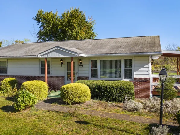 1407 Edgeview St, East Greenville, PA 18041