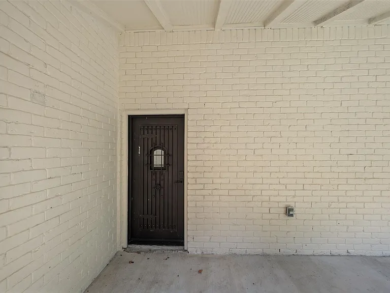 9323 Portal Dr — Photo 30