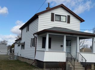 936 James St, Chatham Kent, ON N8A 2P7