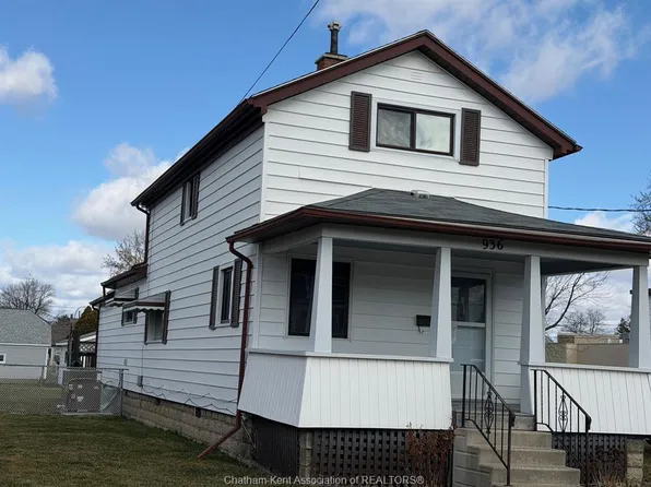 936 James St, Chatham Kent, ON N8A 2P7