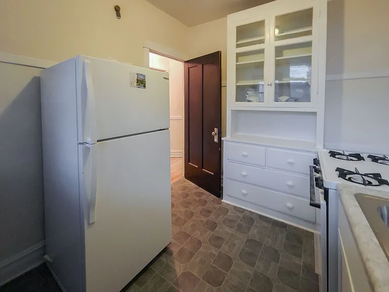 4844-46 N. Rockwell / 2604-12 W. Gunnison — Photo 10