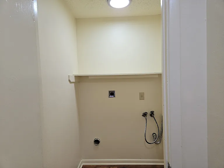 2304 Giuffrias Ave #D — Photo 5