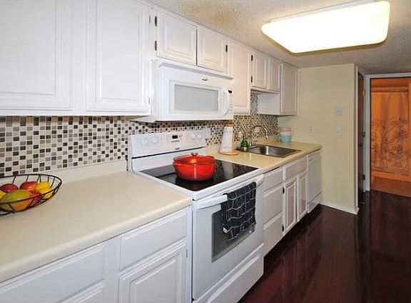 4th image of 6351 Alderwood Cir APT G