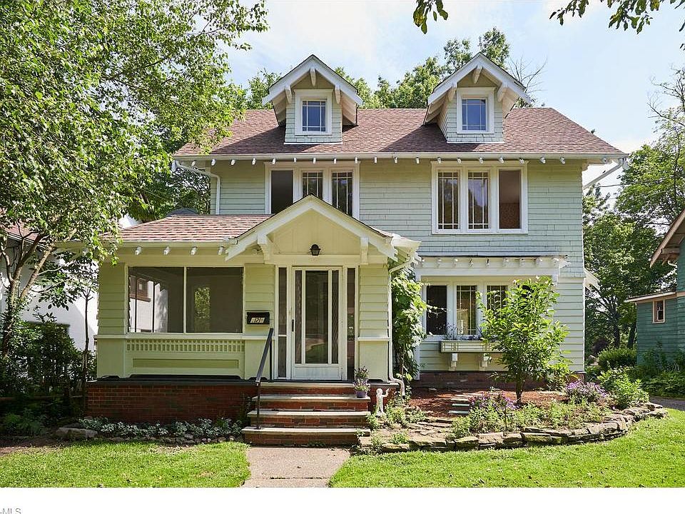 1st image of 621 Weber Ave