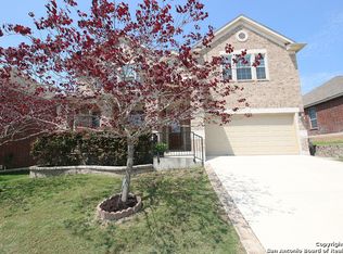 213 Springtree Ln, Cibolo, TX 78108