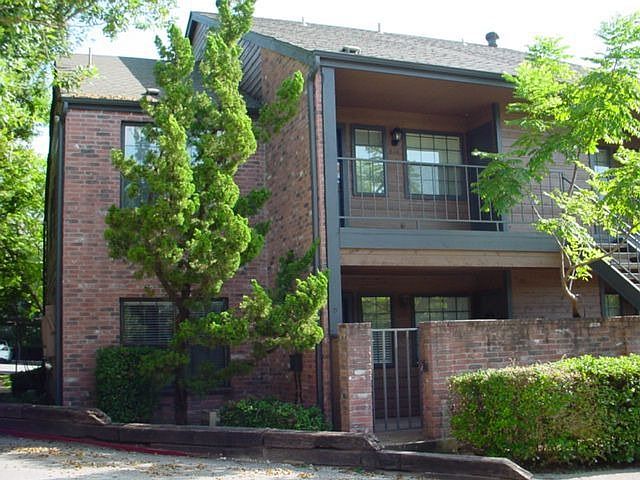 Woodside Condominium