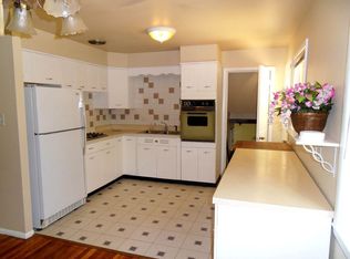 5S459 Tartan Ln, Naperville, IL 60563