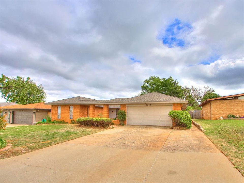 1st image of 10208 Little Pond Dr