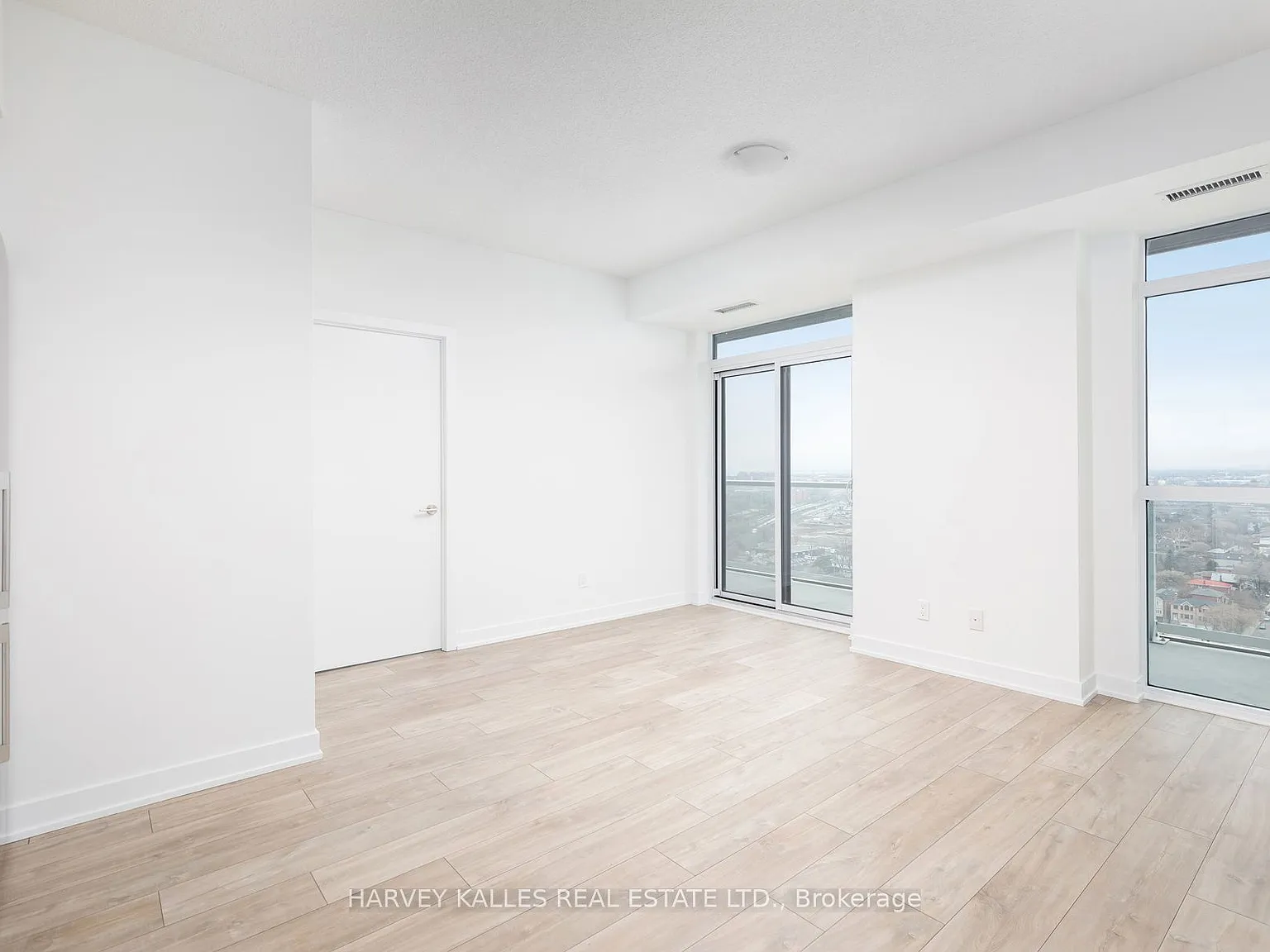 2 bed, $3,000 — Photo 4