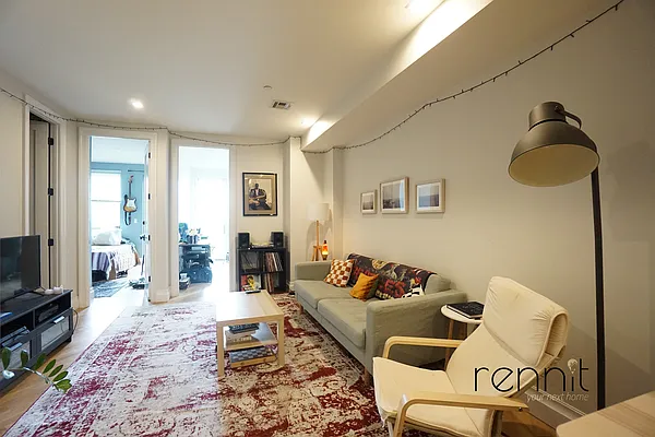 Rented by Rennit Inc. | media 5