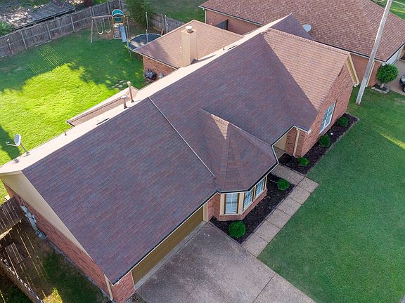 4th image of 4469 Berkley Woods Dr