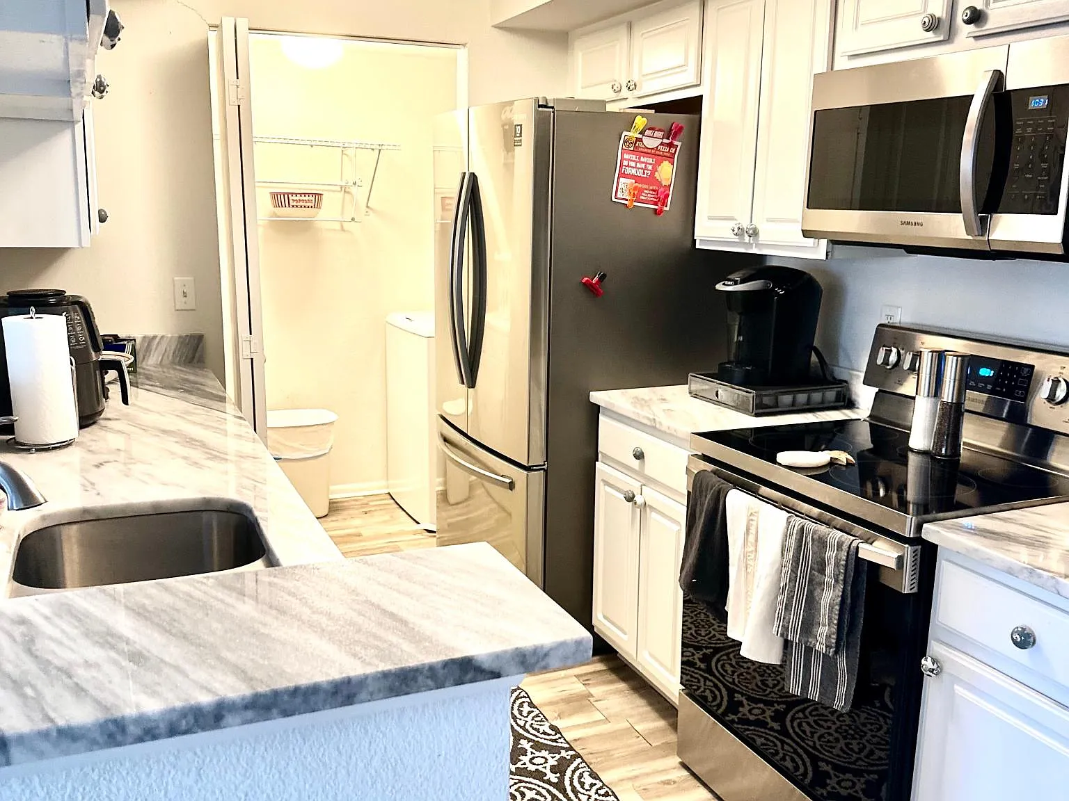 1 bed, 800 sqft, $2,000 — Photo 2