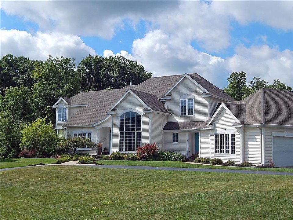 1st image of 376 Normandy Ct SW
