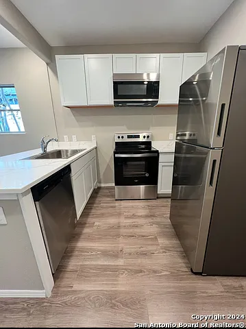 3 bed, 1.0 bath, 1100 sqft, $1,450 — Photo 4