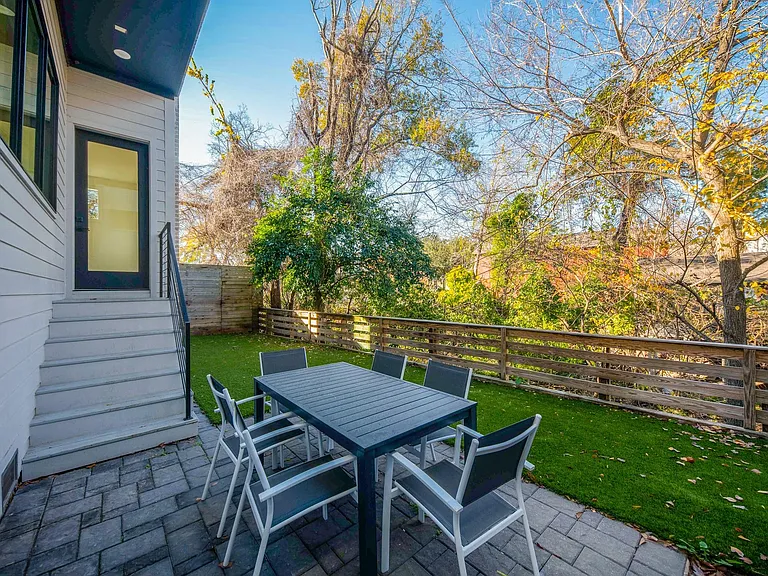 2501 Julian St — Photo 4
