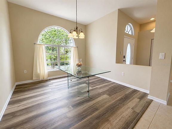 4th image of 25264 PADRE LANE