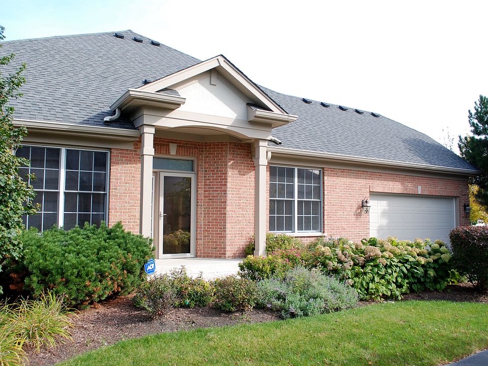 1st image of 402 Ashbury Ln
