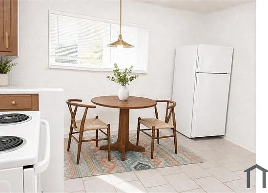 3 bed, 1073 sqft, $1,749 — Photo 4