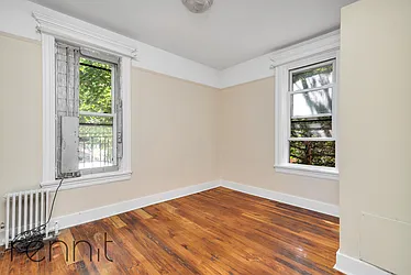 Rented by Rennit Inc.