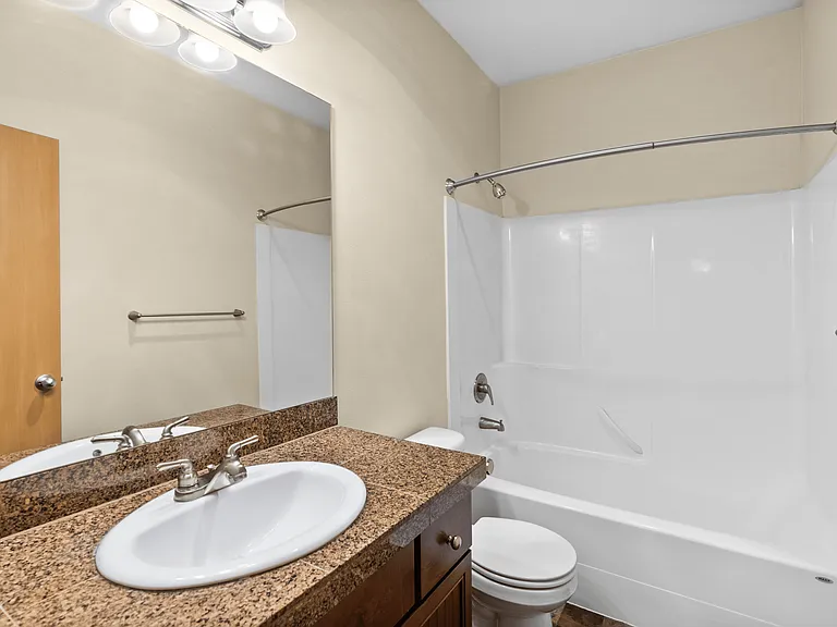 2-Story 2 Bed 2 Bath w/ Garage - 971 Sq Ft 2-Story 2 Bed 2 Bath w/ Garage - 971 Sq Ft