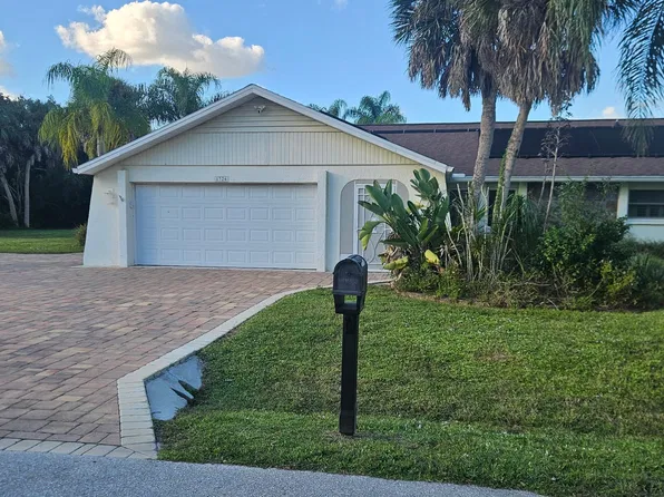 1726 Fossil Dr, Englewood, FL 34223