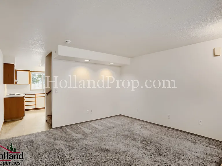 17229 SE Julie Pl — Photo 10