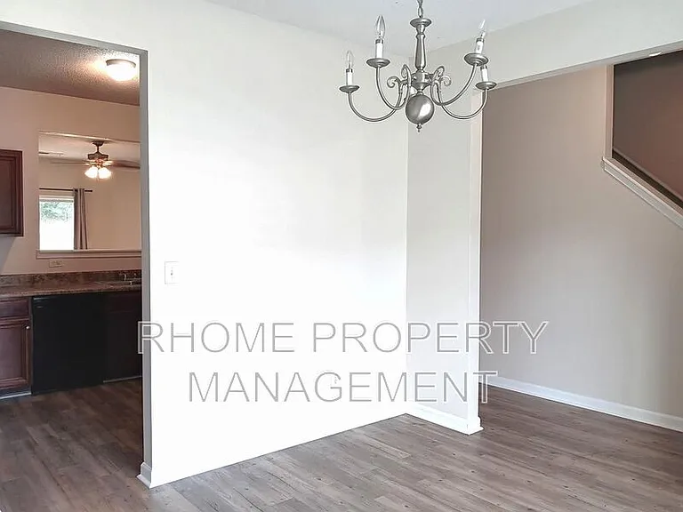 5509 Sable Way — Photo 2