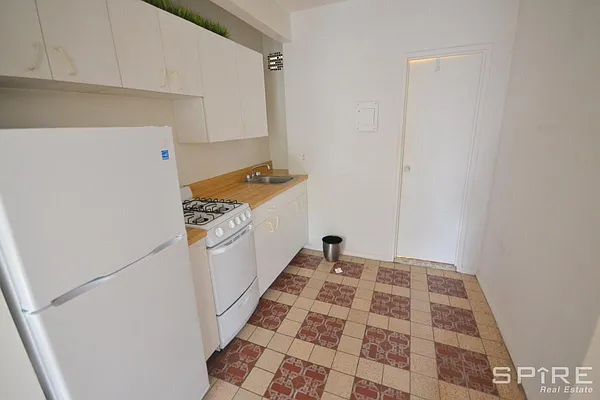 Rented by Spire Group | media 9