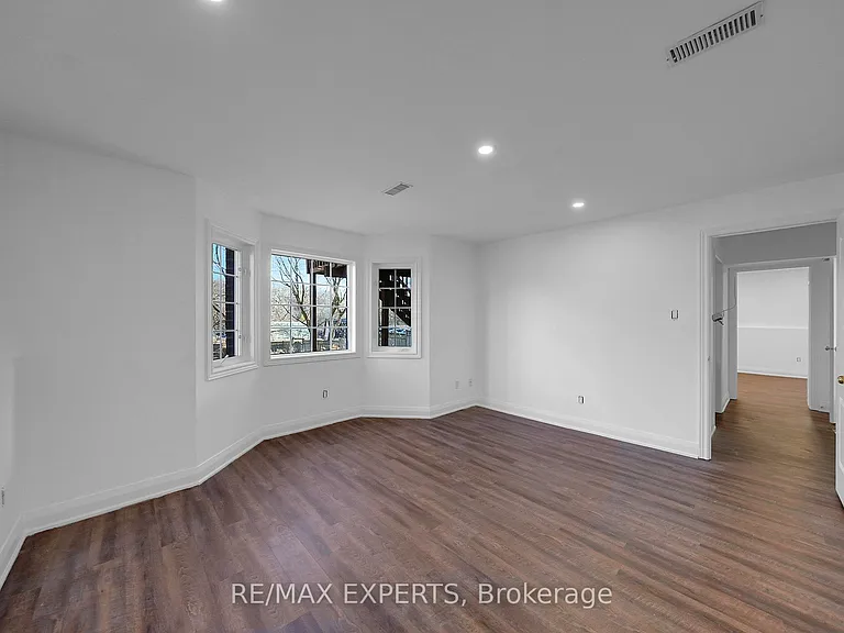 97 Franklin St #BASEMENT — Photo 13
