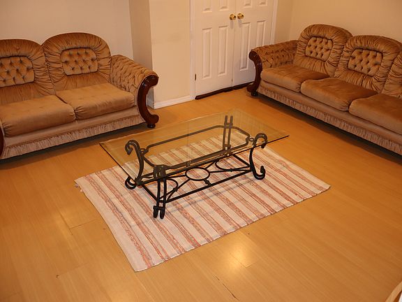 5th image of 107 Claremont Ave #1