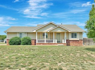 1200 N Pine St, Goddard, KS 67052