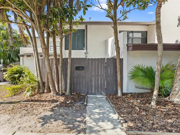 6502 SW 114th Ave, Miami, FL 33173