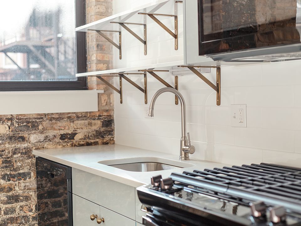 1st image of 5029 N Kenmore Ave #313