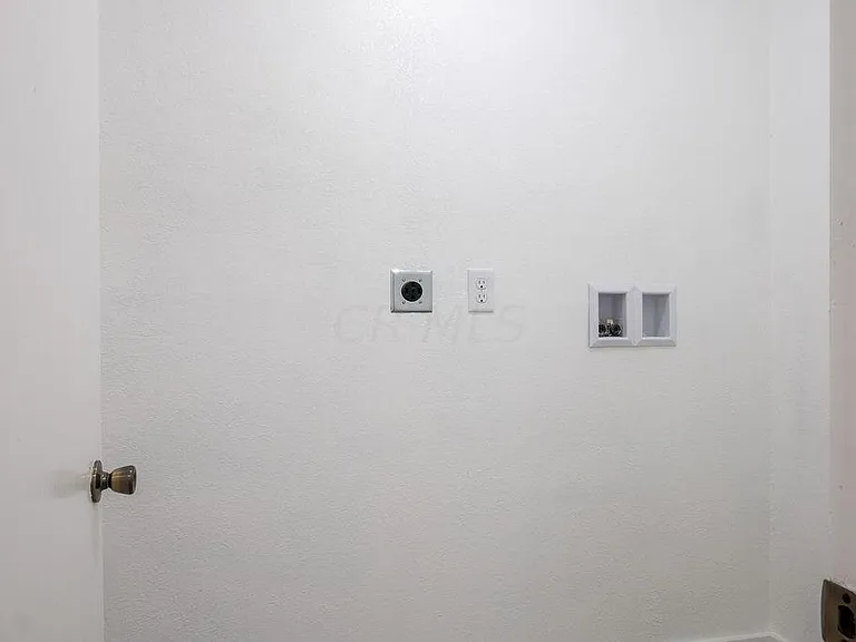 938 Ellsworth Ave #2 — Photo 7