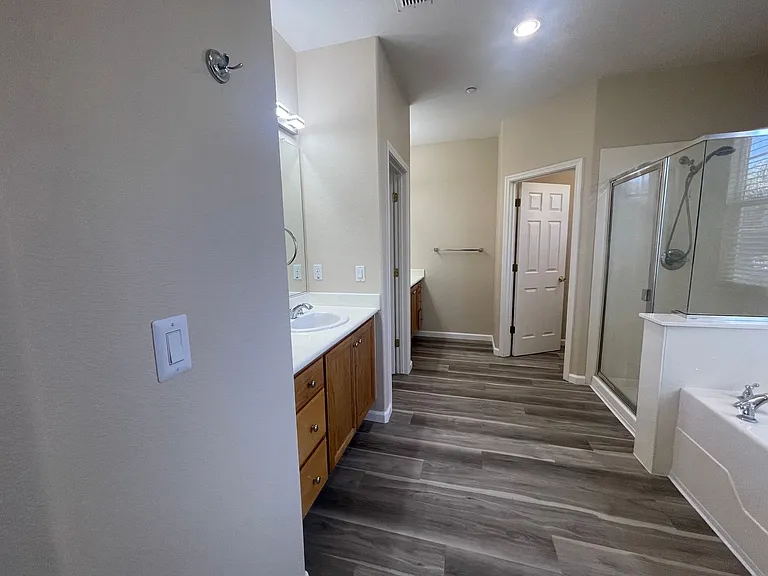 836 Shasta Daisy Dr — Photo 34