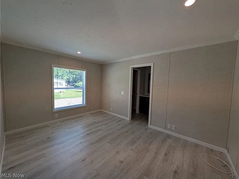 205 Greenbriar St — Photo 8