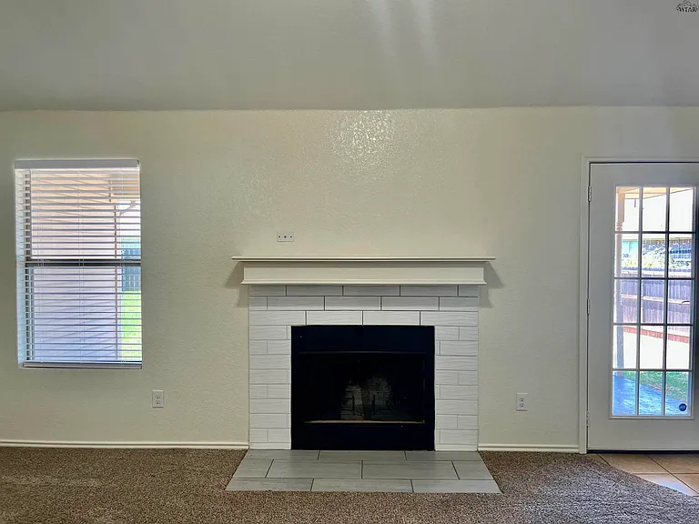 5440 Carlson St — Photo 6