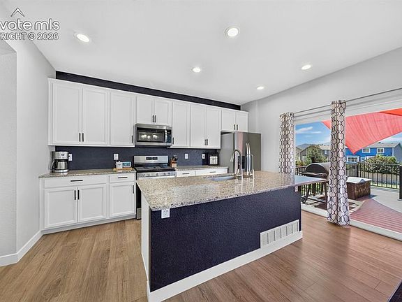 5th image of 3932 Ryedale Way