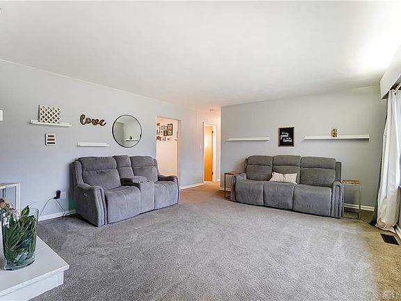 4th image of 260 Jenny Ln