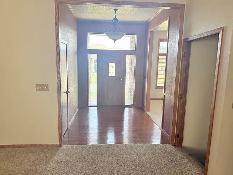 612 E Saint Andrews Cir — Photo 5