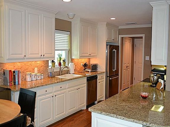 5th image of 7105 Wild Valley Dr
